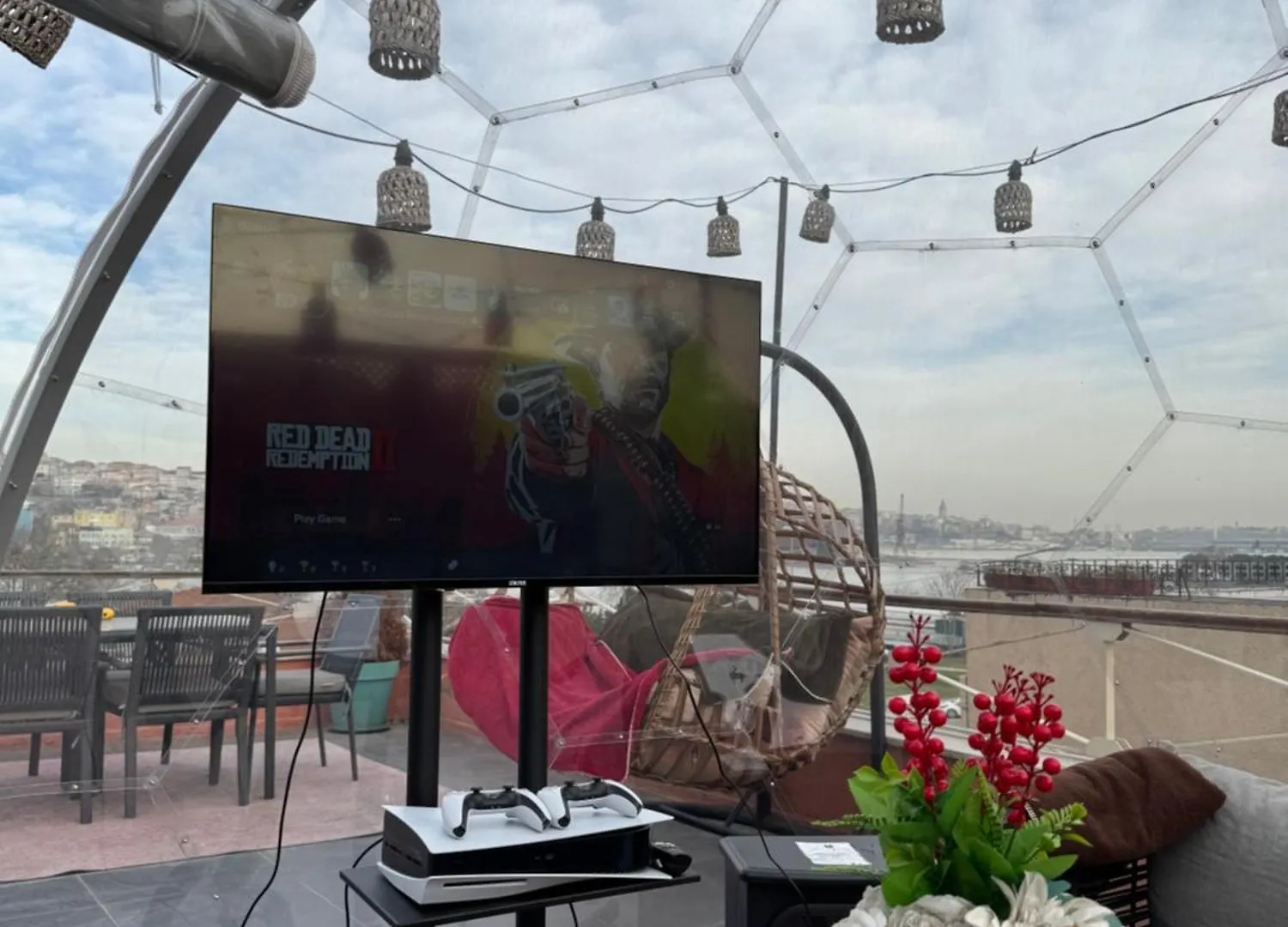 Waterfront Apartment By The Tram - Terrace With Dome & Golden Horn View In Fatih İstanbul Türkiye