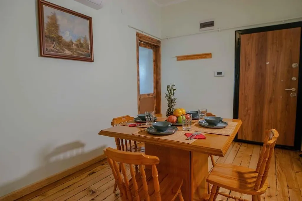 Waterfront Apartment By The Tram - Terrace With Dome & Golden Horn View In Fatih Istanbul