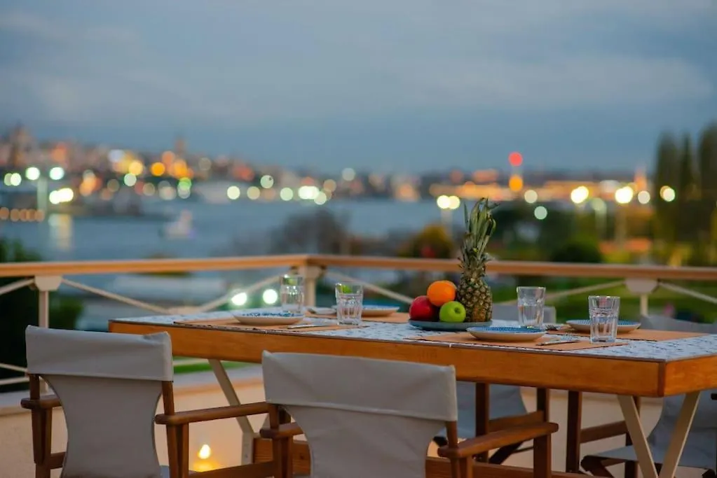 Waterfront Apartment By The Tram - Terrace With Dome & Golden Horn View In Fatih Istanbul Turkey