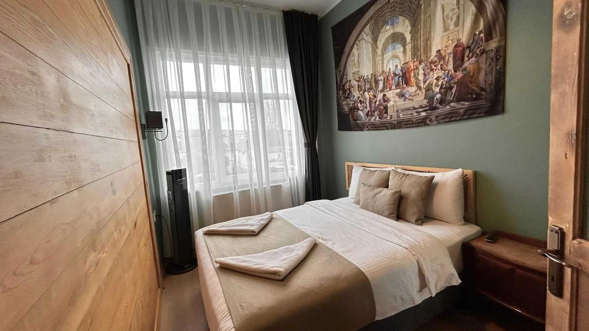 Waterfront Apartment By The Tram - Terrace With Dome & Golden Horn View In Fatih Istanbul 0*,  Turkey