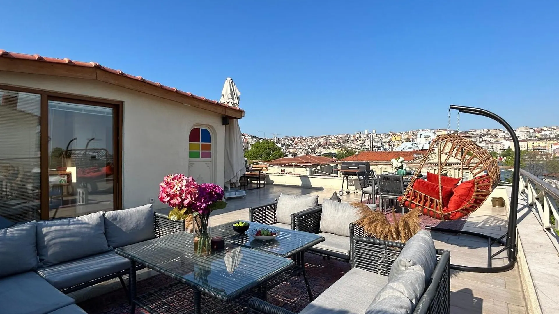 Waterfront Apartment By The Tram - Terrace With Dome & Golden Horn View In Fatih Istanbul 0*,  Turkey